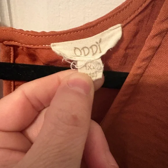 ODDY Women's Rust Ruffle Blouse - Picture 2 of 2